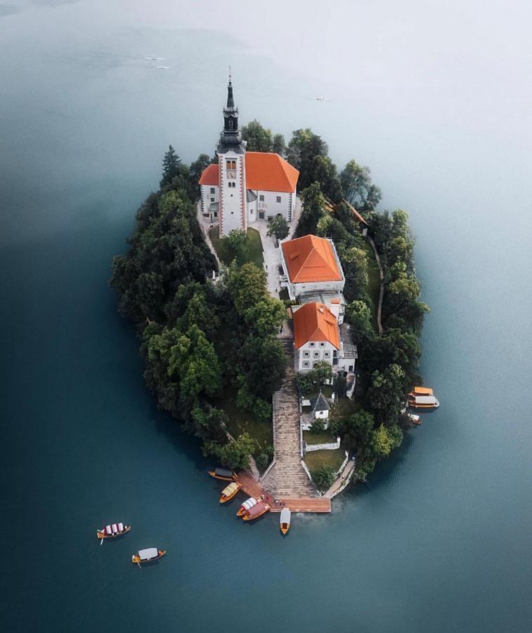Status Apartments Bled Buitenkant foto